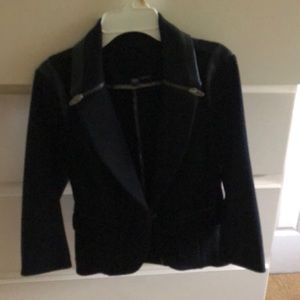 Black blazer !! Brand new condition!!